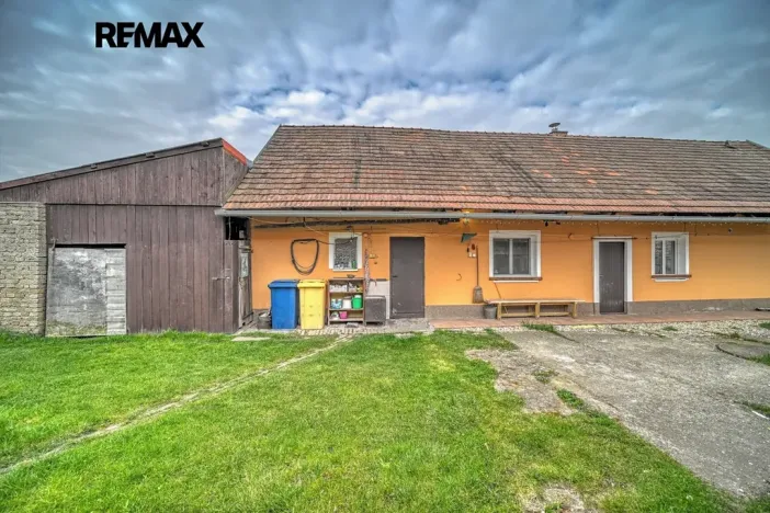 Prodej rodinného domu, Městec Králové, U Nového, 44 m2