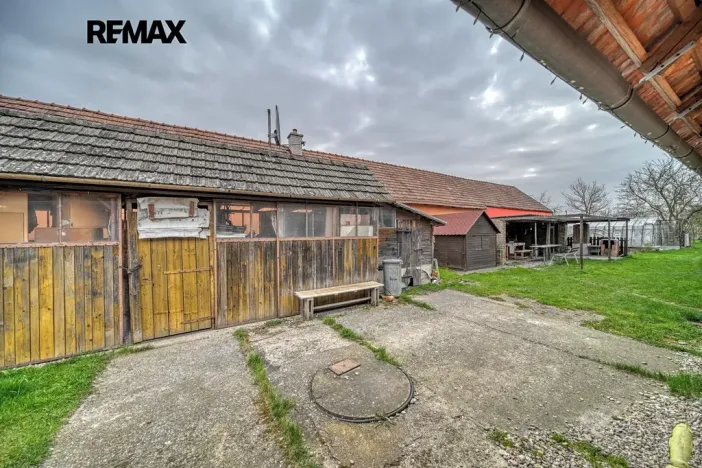 Prodej rodinného domu, Městec Králové, U Nového, 44 m2