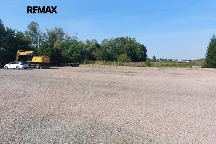 Prodej komerční nemovitosti, Církvice, 6984 m2