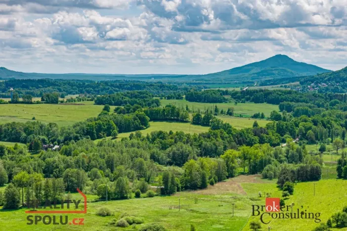 Prodej pozemku pro bydlení, Jablonné v Podještědí - Zámecká, 1942 m2