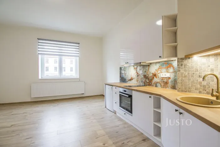 Pronájem bytu 1+kk, Hranice - Hranice I-Město, Třída Československé armády, 37 m2