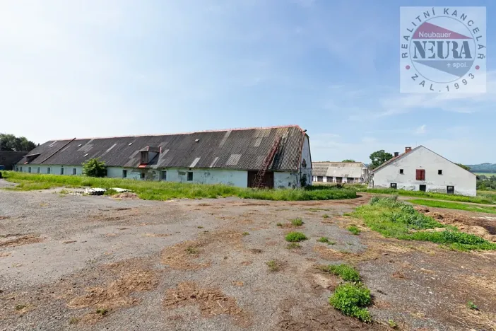 Prodej zemědělského objektu, Okrouhlice, Valečov, 25561 m2