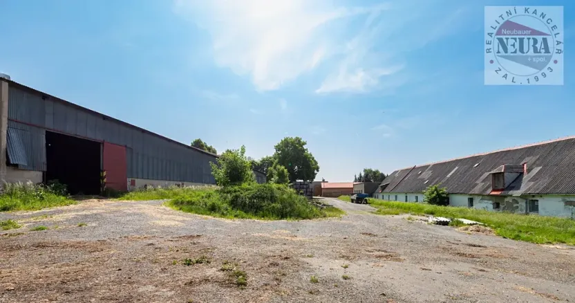 Prodej zemědělského objektu, Okrouhlice, Valečov, 25561 m2