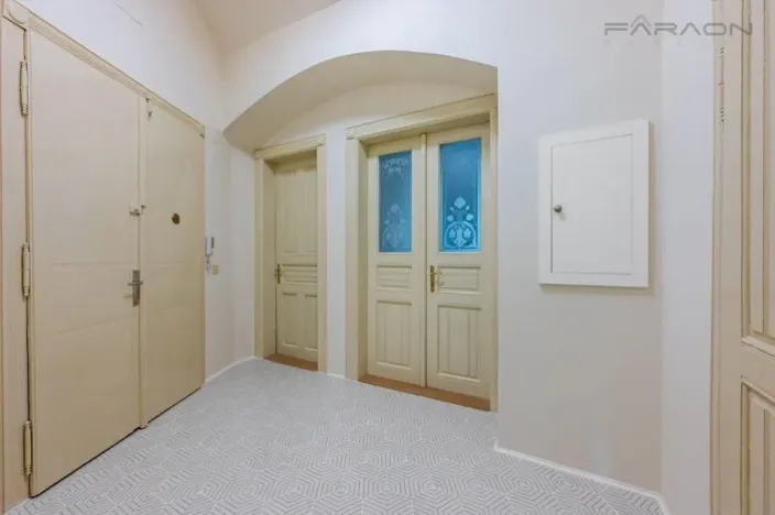 Pronájem bytu 2+1, Praha - Nové Město, Trojanova, 78 m2