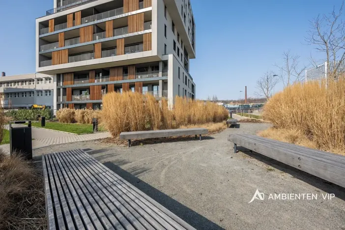 Prodej bytu 2+kk, Praha - Vysočany, Oktábcových, 72 m2