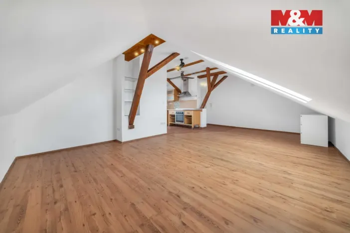 Prodej bytu 1+kk, Mníšek pod Brdy, 5. května, 55 m2