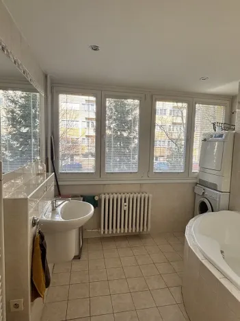 Pronájem bytu 3+1, Hradec Králové, Gagarinova, 70 m2