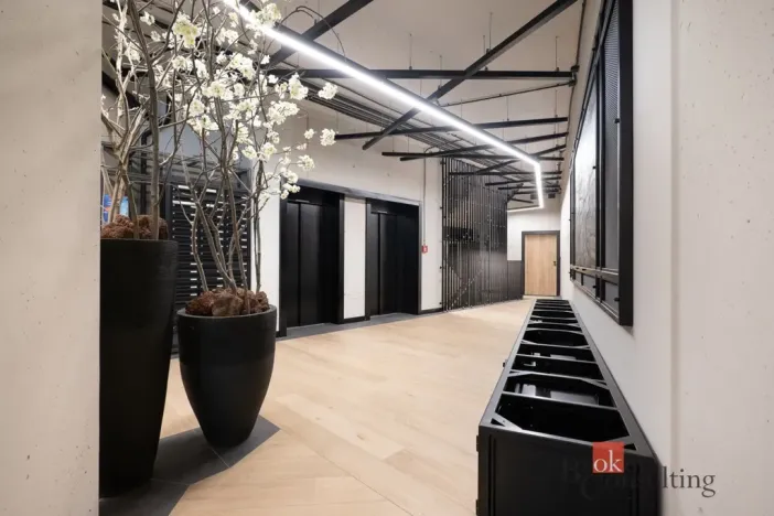 Pronájem bytu 1+kk, Praha - Vršovice, Krymská, 25 m2