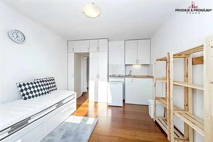 Prodej bytu 1+kk, Praha - Holešovice, Vinařská, 25 m2