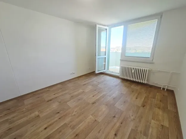 Pronájem bytu 1+1, Uherské Hradiště, Na Rybníku, 34 m2