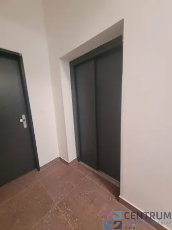 Pronájem bytu 2+kk, Liberec - Liberec V-Kristiánov, 8. března, 60 m2