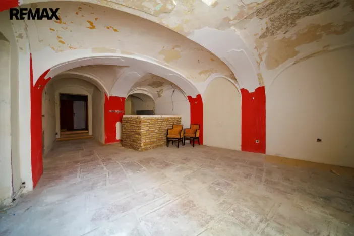 Prodej obchodního prostoru, Cheb, Cechovní, 158 m2