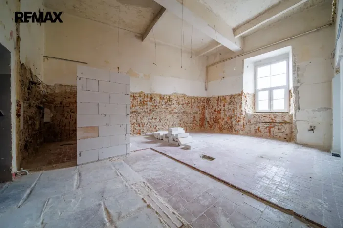 Prodej obchodního prostoru, Cheb, Cechovní, 158 m2