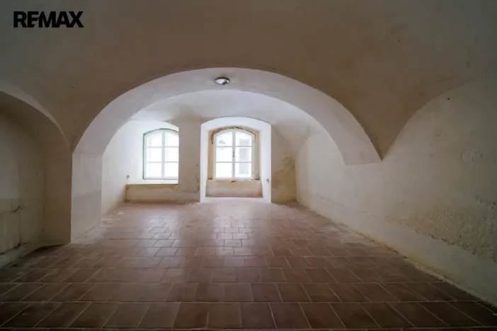 Prodej obchodního prostoru, Cheb, Cechovní, 253 m2