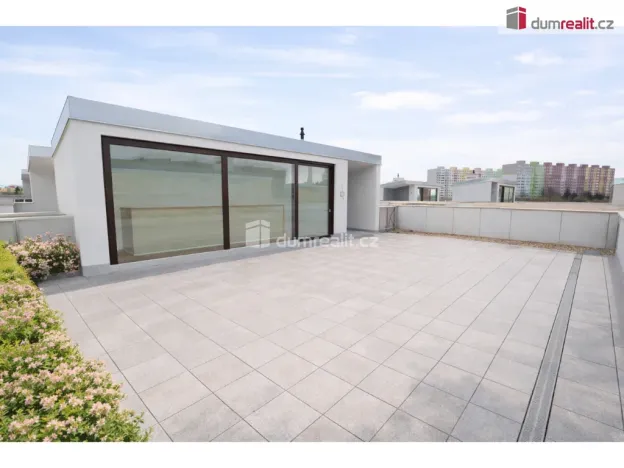 Prodej rodinného domu, Praha - Libuš, V Hrobech, 378 m2