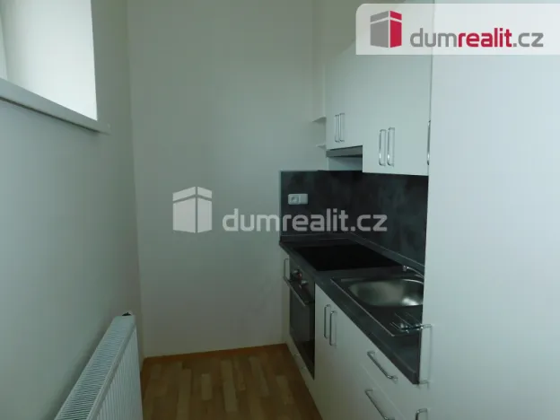 Pronájem bytu 1+1, Krnov - Pod Cvilínem, Chářovská, 40 m2