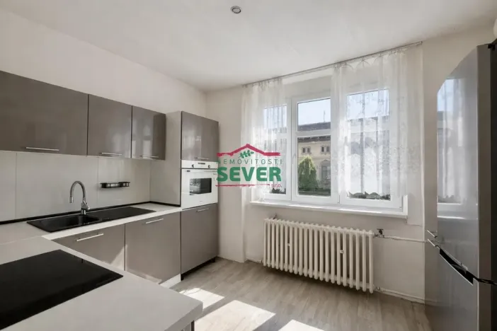 Prodej vícegeneračního domu, Bitozeves - Nehasice, 292 m2