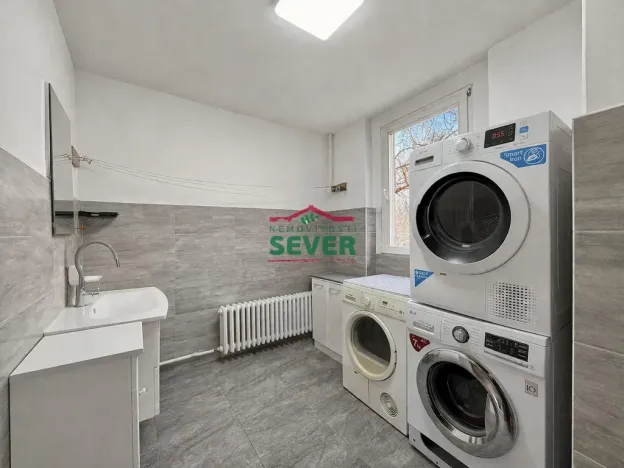 Prodej vícegeneračního domu, Bitozeves - Nehasice, 292 m2