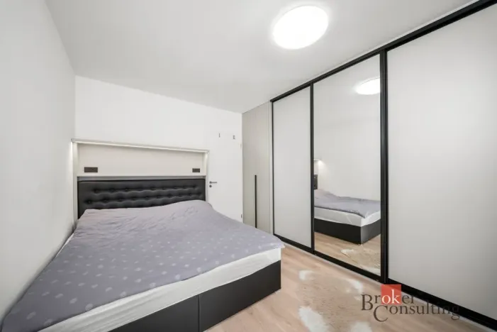 Pronájem bytu 2+kk, Praha - Hloubětín, Kbelská, 45 m2