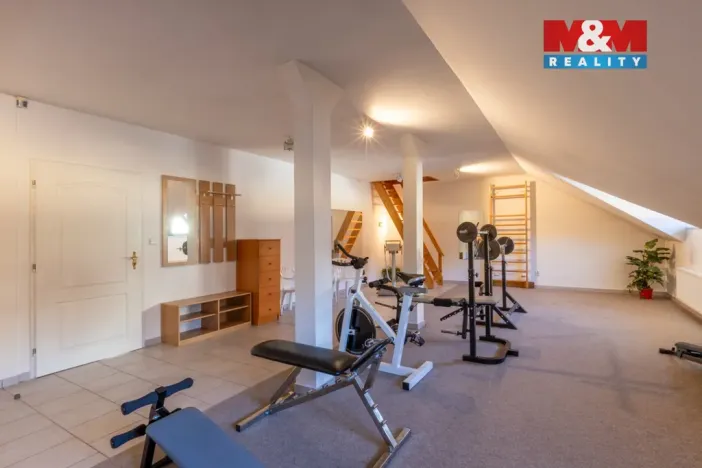 Prodej obchodního prostoru, Postoloprty, Marxovo náměstí, 440 m2