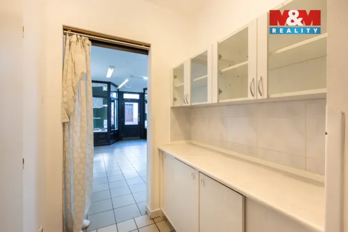 Prodej obchodního prostoru, Postoloprty, Marxovo náměstí, 440 m2