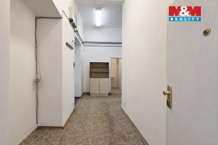 Pronájem obchodního prostoru, Karlovy Vary, Koptova, 57 m2