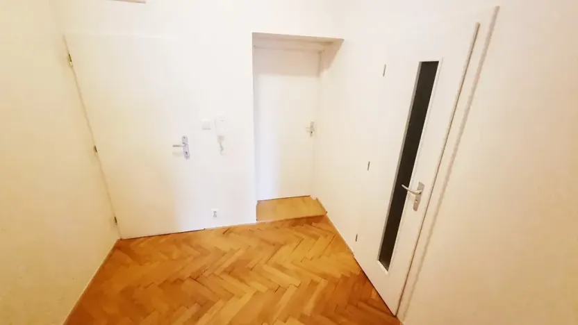 Pronájem bytu 2+kk, Brno, Karáskovo náměstí, 56 m2