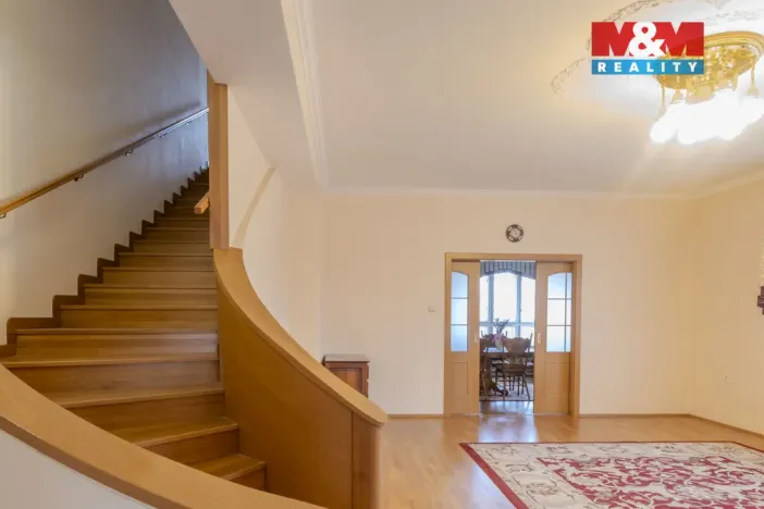 Prodej rodinného domu, Uherské Hradiště, U Stadionu, 300 m2