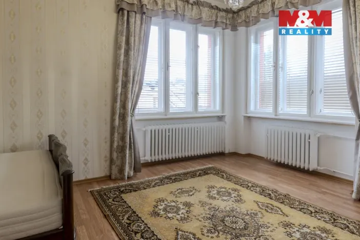 Prodej rodinného domu, Uherské Hradiště, U Stadionu, 300 m2