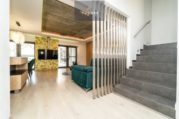 Pronájem rodinného domu, Žabeň, 410 m2