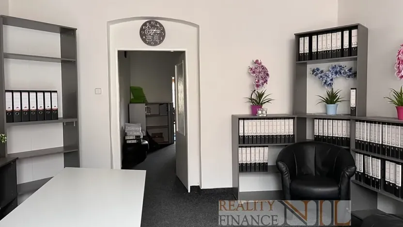 Pronájem obchodního prostoru, Plzeň, Tylova, 55 m2