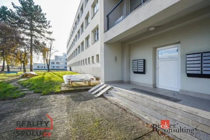 Pronájem bytu 2+kk, Mlékojedy, 50 m2