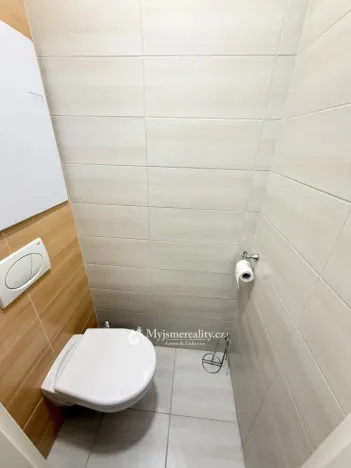 Pronájem bytu 3+1, Znojmo, Aninská, 74 m2