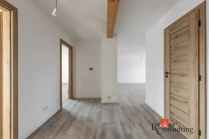 Pronájem bytu 3+kk, Újezd u Brna, 9. května, 83 m2