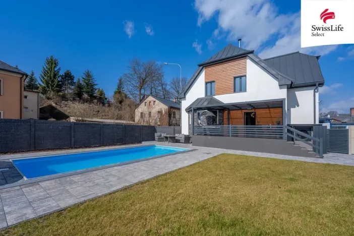 Prodej rodinného domu, Trutnov, Horská, 350 m2