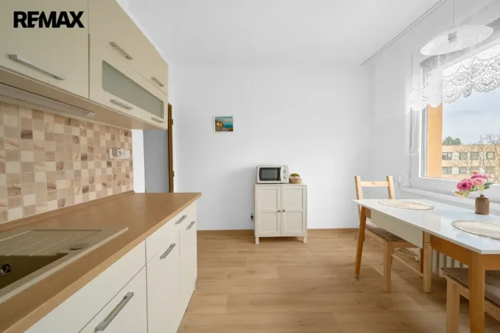 Prodej bytu 1+1, Hradec Králové - Třebeš, Pod Zámečkem, 38 m2