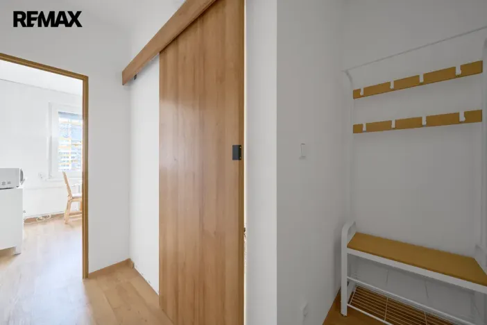 Prodej bytu 1+1, Hradec Králové - Třebeš, Pod Zámečkem, 38 m2