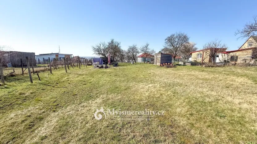 Prodej zahrady, Suchohrdly, 1465 m2