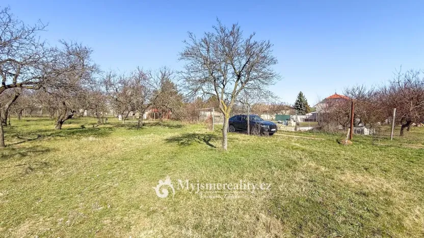 Prodej zahrady, Suchohrdly, 1465 m2