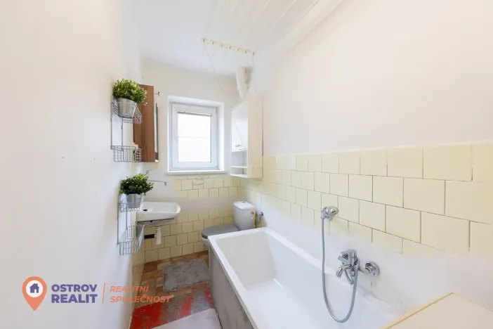 Prodej bytu 3+1, Krnov, Nádražní, 78 m2