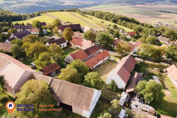 Prodej zemědělské usedlosti, Chlum, 823 m2