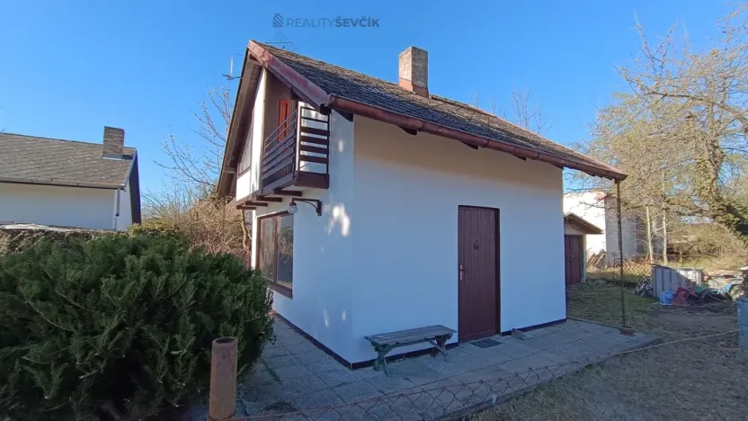 Prodej chaty, Pištín - Zálužice, 35 m2