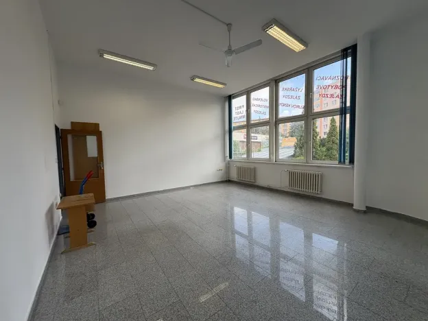 Pronájem kanceláře, Zábřeh, Valová, 34 m2