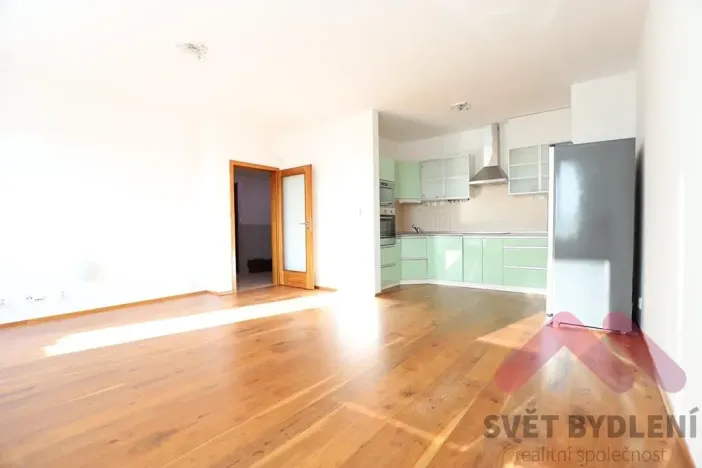 Pronájem bytu 3+kk, Praha - Záběhlice, Mattioliho, 82 m2