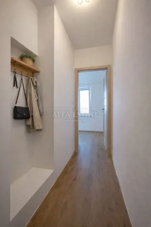 Prodej bytu 3+kk, Karlovy Vary - Drahovice, Východní, 61 m2