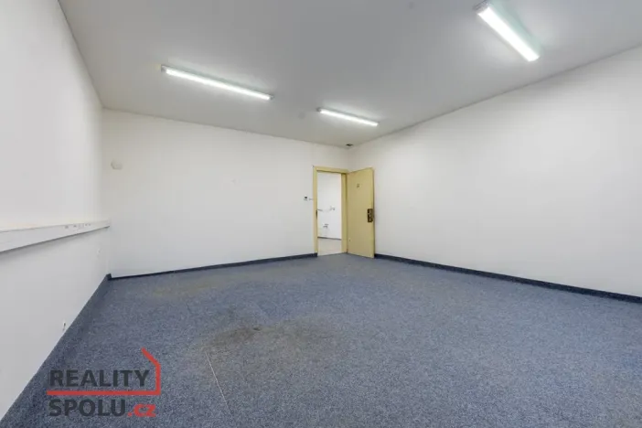 Pronájem kanceláře, Blovice, Americká, 100 m2