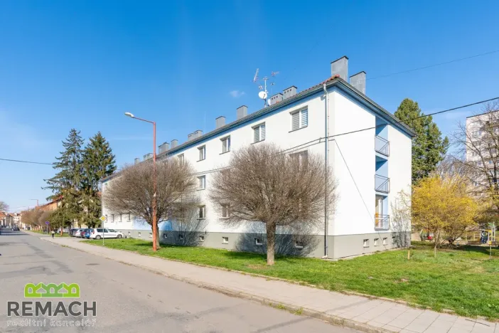 Pronájem bytu 1+1, Uherské Hradiště, Boženy Němcové, 31 m2