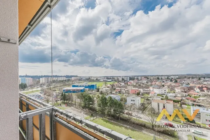 Pronájem bytu 3+1, Hradec Králové - Třebeš, třída Edvarda Beneše, 98 m2