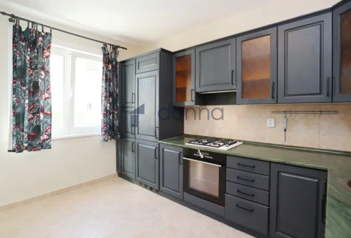 Pronájem bytu 3+1, Praha, Dubečská, 70 m2