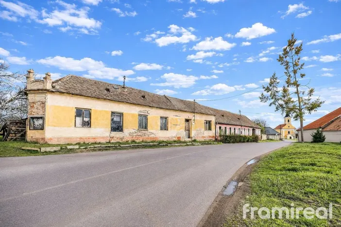 Prodej pozemku pro bydlení, Strachotice, 635 m2